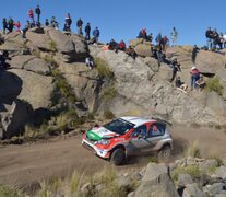 El auto del paraguayo Galanti en la 39 edición del Rally de Argentina. (Fuente: Prensa ACA / Juan Biaggini) (Fuente: Prensa ACA / Juan Biaggini) (Fuente: Prensa ACA / Juan Biaggini)