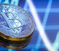 En marzo de 2020 la cotización del bitcoin era menor a los 5 mil dólares; ahora tocó un pico de 60 mil.