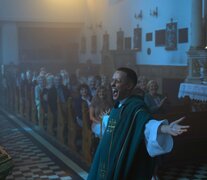 La de Daniel (Bartosz Bielenia) es la clásica historia del pecador que se convierte al evangelismo.