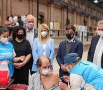 El presidente Alberto Fernández visitó la posta de vacunación de la Universidad Nacional de Lanús (Fuente: Télam) (Fuente: Télam) (Fuente: Télam)