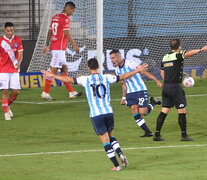 Miranda lo grita, Rojas lo festeja. El &amp;quot;Lolo&amp;quot; fue uno de los mejores de la cancha. (Fuente: Télam) (Fuente: Télam) (Fuente: Télam)