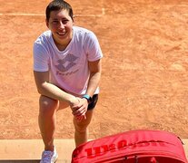 La imagen de Carla Suárez en una cancha de tenis tras superar un cáncer. (Fuente: Twitter Carla Suárez) (Fuente: Twitter Carla Suárez) (Fuente: Twitter Carla Suárez)