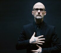 El nuevo disco de Moby incluye un sentido homenaje a David Bowie.