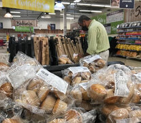 En el precio final del kilo de pan, el 13 por ciento corresponde al trigo, 5 al molino, 60 a la panadería y 22 por ciento impuestos. (Fuente: Sandra Cartasso) (Fuente: Sandra Cartasso) (Fuente: Sandra Cartasso)