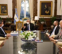 Alberto Fernández recibió en su despacho a Sergio Massa, Martín Guzmán y Raúl Rigo.