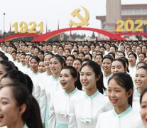 El presidente Xi Jinping convocó a &amp;quot;la construcción integral de un poderoso país socialista moderno&amp;quot; al festejar los 100 años del PCCH. (Fuente: Xinhua) (Fuente: Xinhua) (Fuente: Xinhua)