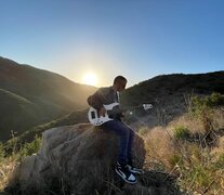 &amp;quot;Todas estas canciones marcaron una época y también definieron épocas para cada persona&amp;quot;, dice Fattoruso hijo. 