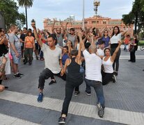 Monumentos en Acción involucra cuerpos pero también voces.