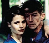 Suzanna Hamilton y John Hurt como Julia y Winston, en la adapción fílmica de 1984, del año 1984