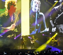 El show tiene momentos emotivos, con los tres Soda Stereo unidos en las pantallas. (Fuente: Julio Mancini) (Fuente: Julio Mancini) (Fuente: Julio Mancini)