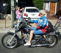 Nelly Iglesias recorrió más de 400.000 kilómetros en moto.