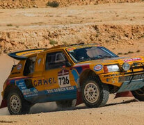 El auto de Rudy Jacquot, al que asistió Lavalée en la edición 2022 del Dakar (Fuente: AFP) (Fuente: AFP) (Fuente: AFP)