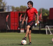 El DT Javier Sanguinetti se reunirá hoy con el presidente del club. 