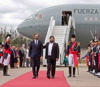 El flamante presidente chileno Gabriel Boric llegó este domingo a la Argentina. 