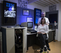 Alicia Murchio y Carlos Chiodini, fundadores del Museo de la Informática. (Fuente: Télam) (Fuente: Télam) (Fuente: Télam)