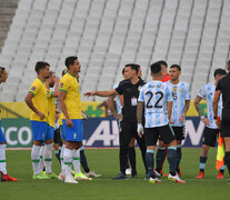 El partido suspendido el 5 de septiembre pasado a los 5 minutos. (Fuente: AFP) (Fuente: AFP) (Fuente: AFP)