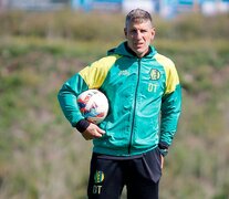 Martín Palermo, entrenador del Tiburón marplatense (Fuente: Prensa Aldosivi) (Fuente: Prensa Aldosivi) (Fuente: Prensa Aldosivi)