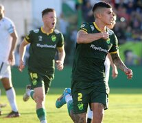 Defensa terminó tercero en la Zona 1 e irá contra Boca en cuartos de final (Fuente: Fotobaires) (Fuente: Fotobaires) (Fuente: Fotobaires)