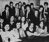 Estudiantes del colegio Carlos Pellegrini.