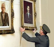 Roberto Bendini desel cuadro del dictador Videla del Colegio Militar. (Fuente: Presidencia) (Fuente: Presidencia) (Fuente: Presidencia)