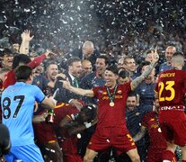 Los jugadores de la Roma de festejo (Fuente: EFE) (Fuente: EFE) (Fuente: EFE)