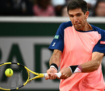 Delbonis no pudo con Rublev y se despidió de París.