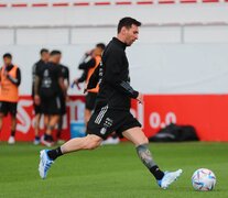 Messi fue la máxima atracción del entrenamiento en San Mamés (Fuente: Télam) (Fuente: Télam) (Fuente: Télam)