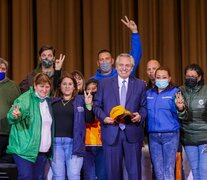 El Jefe de Estado encabezó el acto en Sindicato de Mecánicos y Afines del Transporte Automotor.