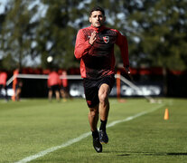 Newell&amp;#39;s espera por goles de Juanchón García.