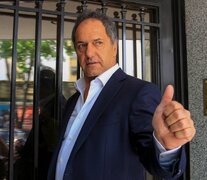 &amp;quot;Daniel va a seguir tratando de generar más inversiones para que haya más puestos de trabajo y también va a darle transversalidad al ministerio&amp;quot;, comentaron a este diario colaboradores de Scioli. (Fuente: NA) (Fuente: NA) (Fuente: NA)