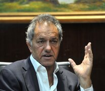 &amp;quot;Por servicio&amp;quot;, dice Daniel Scioli que asumió este cargo.   (Fuente: Enrique García Medina) (Fuente: Enrique García Medina) (Fuente: Enrique García Medina)