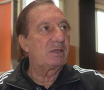 Carlos Salvador Bilardo tiene 84 años.