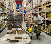 Las ventas de los supermercados crecen a la par de la inflación. 