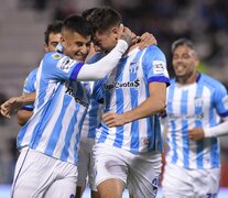 Todo el Decano celebra el gol de Capasso ante el Fortín (Fuente: Télam) (Fuente: Télam) (Fuente: Télam)