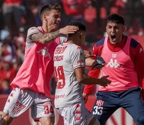 Imanol Machuca entró desde el banco y al rato ya estaba festejando.