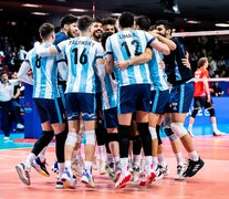 La selección de vóley festeja el triunfo ante Canadá. (Fuente: Prensa feva) (Fuente: Prensa feva) (Fuente: Prensa feva)