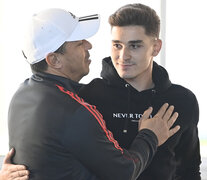 Julián Álvarez y Marcelo Gallardo, durante la despedida de la &amp;quot;Araña&amp;quot; (Fuente: Prensa River) (Fuente: Prensa River) (Fuente: Prensa River)