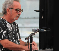 Gustavo Villegas, pianista de Memphis La Blusera en los inicios de la banda, murió a los 65 años. (Fuente: Mar Fotografías) (Fuente: Mar Fotografías) (Fuente: Mar Fotografías)