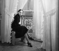 Madame Schiaparelli, 1938