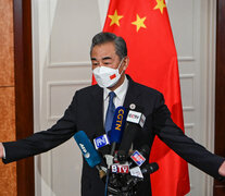 El canciller chino Wang Yi anunció las consecuencias de la visita oficial a Taiwán. (Fuente: AFP) (Fuente: AFP) (Fuente: AFP)