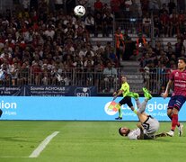 Messi ya sacó la chilena que decoró la victoria del PSG