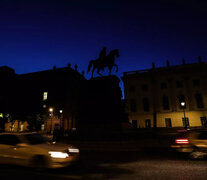 na imagen de Berlín poco iluminada. Esta es una de las medidas que se han tomado para ahorrar energía. (Fuente: AFP) (Fuente: AFP) (Fuente: AFP)