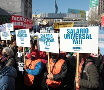 Las organizaciones sociales apuestan a que, de acá a fin de año, el Congreso Nacional apruebe una ley para convertir el bono en un derecho. (Fuente: Bernardino Avila) (Fuente: Bernardino Avila) (Fuente: Bernardino Avila)