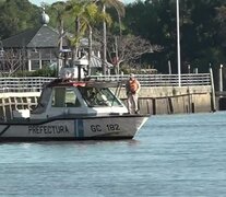 Buscan a un joven de 18 años desaparecido tras el choque de dos lanchas en el río Luján. Foto: captura de video