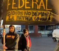 Jonathan Morel, uno de los líderes de Revolución Federal, dice ser dueño de una carpintería que le prestó servicios a una firma de los Caputo.