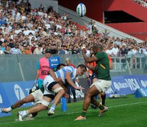 Los Pumas llegaron a ponerse a dos puntos en los últimos diez minutos (Fuente: Julio Martín Mancini) (Fuente: Julio Martín Mancini) (Fuente: Julio Martín Mancini)