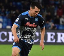 La camiseta con la imagen de Maradona que el Napoli no podrá volver a utilizar  (Fuente: Prensa Napoli) (Fuente: Prensa Napoli) (Fuente: Prensa Napoli)