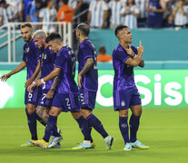 Lautaro Martínez festeja el primer gol de Argentina (Fuente: NA) (Fuente: NA) (Fuente: NA)