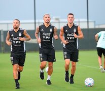 Gómez, Paredes y Lo Celso trotan en el predio de Inter Miami (Fuente: Prensa AFA) (Fuente: Prensa AFA) (Fuente: Prensa AFA)