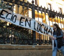 &amp;quot;Colegio en lucha porque Larreta no escucha&amp;quot;, la frase que sintentiza la demanda estudiantil.  (Fuente: Bernardino Avila) (Fuente: Bernardino Avila) (Fuente: Bernardino Avila)